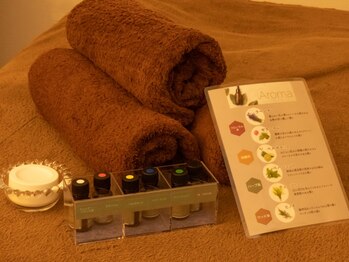 白猫屋の写真/【香りで癒されたい方♪】6種の香りから選べる芳香浴×無香料オイルで肌に優しく贅沢ケア◎日々の疲れにも