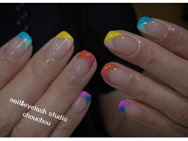 秋冬ネイル・カラフルフレンチ