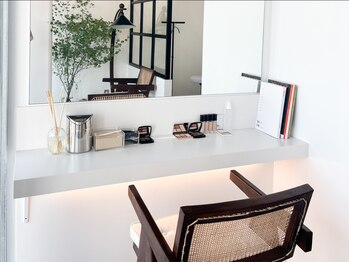 メゾンドプリマ フタコタマガワ(MAISON DE PRIMA FUTAKOTAMAGAWA)/待合パウダースペース