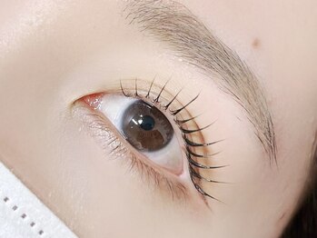 モーント 千葉店(MOND)の写真/カウンセリング重視◎ベテランstaffが好み/雰囲気/希望に合わせてご提案【デザインラッシュリフト¥5000~】