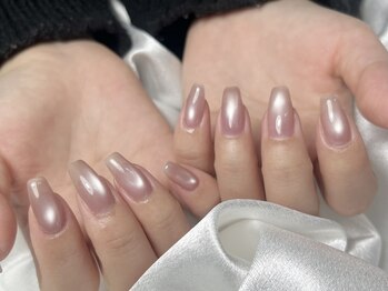 スクレ(Sucre)の写真/お仕事上派手なネイルができない方に♪ワンカラー+デザインで上品さをプラスしたデザインやマグネットも◎