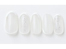 テテドットジェイ(Tete.J)/WH4　5500円（甘皮ケア込み）