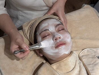 カマネビューティー 高田馬場(Kamane Beauty)/美白ピーリング イオンビタミンC