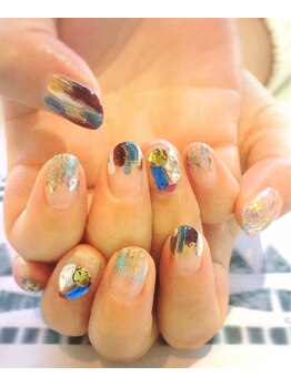 トータルサロン 白べぇーっ プラス/個性派*塗りかけネイル*