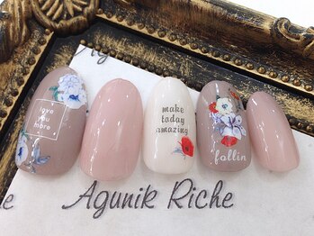 アグニークリッシェ(Agunik Riche)/【花柄ネイル】