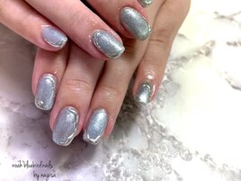 silver blueなデザインネイル