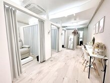 ロレインブロウ 那覇店