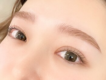 ルカ バイ エブリス 浦和店(LUCA by EBRIS)の写真/LUCAで叶える【美眉×美まつ毛】ナチュラルなのに可愛く愛される目元を、ダメージレスで長続き♪