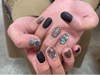 カーティシーネイルズ(curtisii NAILS)/