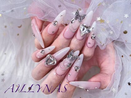 アイリナス(AILLYNAS)の写真