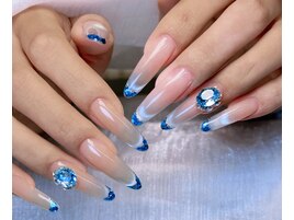 大人の色気◎ガラスフレンチ