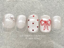 【手描きリボンネイル】