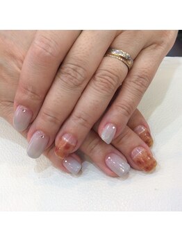 シャンネイルケアサロン(Shan Nail caresalon)/大人べっ甲ネイル