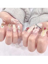 プティネイル(Puty Nail)/セーラームーンネイル