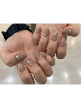 シンプル系（オフィス・日常）が得意