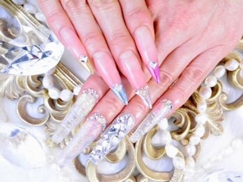 ネイルサロンアール&エヌ(nail salon R&N)の写真/千葉の老舗サロン♪圧倒的技術力&スピーディーさならR&N！スカルプチュア・ジェルネイルを体感！!