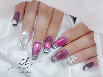 イル 神戸店/マグネット×埋め尽くしネイル