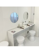 アンフルール リンドウ 銀座店(Une fleur Lindo)/メイク直しのドレッサー有り♪