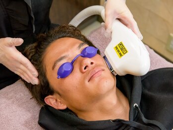 トータルメンズエステ キング(KING)の写真/【茅ヶ崎で希少の美容電気脱毛/LED脱毛】男性に特化した脱毛マシン5種類完備!他では満足できなかった方に◎