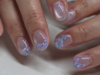 メルシー ネイル(mercii nail)の写真/《トレンド×季節のデザイン》フォルムにも徹底的にこだわり美爪にお仕上げ♪文字入れOK！推し活にも◎