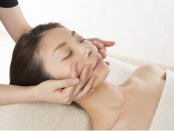 ラズリ(LazuLuLy)/マーメイドセルトリートメント