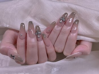 エムズ ネイルサロン(M2)/カーキベージュベビーブーマー