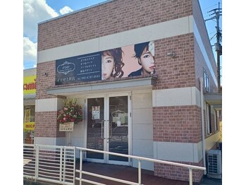 イリゼ 土井店(iris’ee)