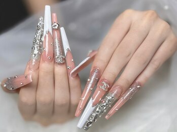 シーネイル 久屋大通店(SHE NAIL)の写真/【高コスパ】8割超のお客様が長さ出し！《ロング／スーパーロング長さ出し＆10本アートやり放題 ¥12,500~》