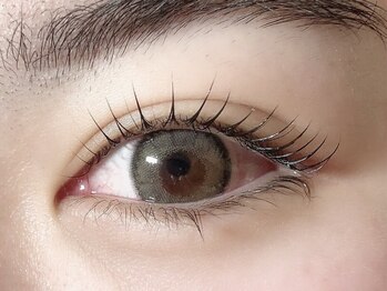 マウム 新潟店(Maum)の写真/【韓国式マスカラパーマ¥5500/韓国式まつ毛パーマ¥3980】まつ毛のダメージを抑えながらお顔の印象明るく☆