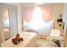 サロンアムール(salon Amour)/ベットルーム1