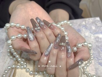 モアネイル 新宿/