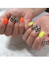 ジラフ柄ネイル