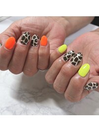 ジラフ柄ネイル