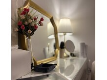 アンビエント(ambient)の雰囲気（メイク直しにご自由にお使い下さい♪グリーンピール）