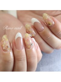 花びらネイル