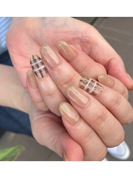 トータルサロン 白べぇーっ プラス/クーポンネイル☆