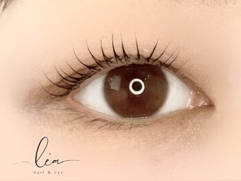 レア(le'a)の写真/上がりにくいまつ毛でも、個々のお悩みに沿った施術でパッチリお目元に◎まつ毛のお悩みは何でもご相談を♪