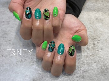 トリニティー(TRINITY)/担当カラー　ネイル　