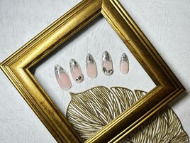 ガラスフレンチ・韓国ネイル