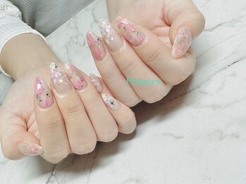 フランセス(Frances)/持ち込みシールアート