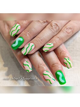 ヌグタダ(Nugutada)/ニュアンスネイル