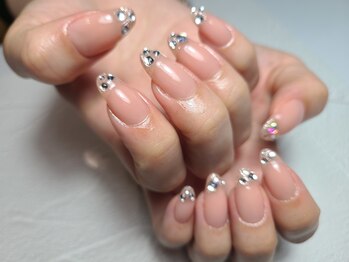 キラキラストーンネイル
