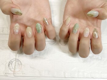 ニケ/グリーンニュアンス