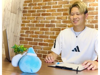 全力パーソナルジム&ストレッチ 鹿児島天文館店/カウンターでお話も!