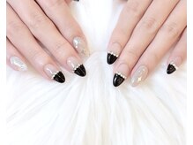 アイリスネイル(Airis nail)/90分アートやり放題　￥9,800