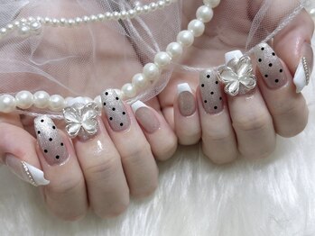 ジルネイル 津田沼店(Zir nail)の写真/SNSで話題!!韓国ネイル/ワンホンネイルで誰よりも可愛い指先に♪心弾むオリジナルのトレンドネイルを満喫★