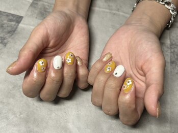 ジュリネイル(JULIE NAIL)/お花デザイン