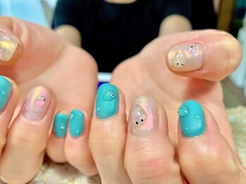 ティーエス ネイル ガーデン(T.S Nail Garden)の写真/＜相談しながらじっくりデザインを決められる♪＞一つ一つ丁寧に説明しながらの施術なのでネイル知識もup!