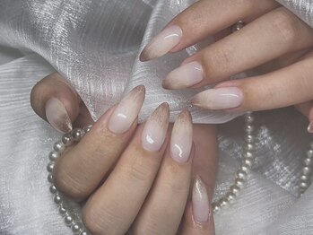 ネイルズバー 新宿店(Nails Bar)/ナチュラルグラデーションネイル