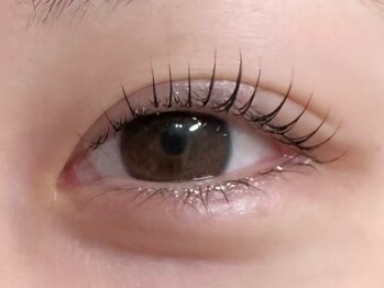 ヨーロー(YOLO)の写真/全メニューアイシャンプー付◎丁寧な施術×こだわり商材でモチ抜群★話題の＆Healthyで理想のお目元へ♪